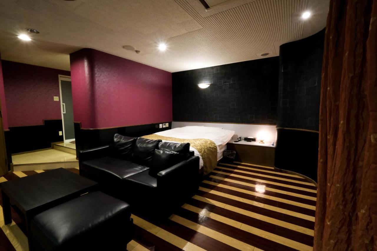 Bay Hill Club Higashi Kokura (Adults Only) Hotel Kitakyushu Esterno foto