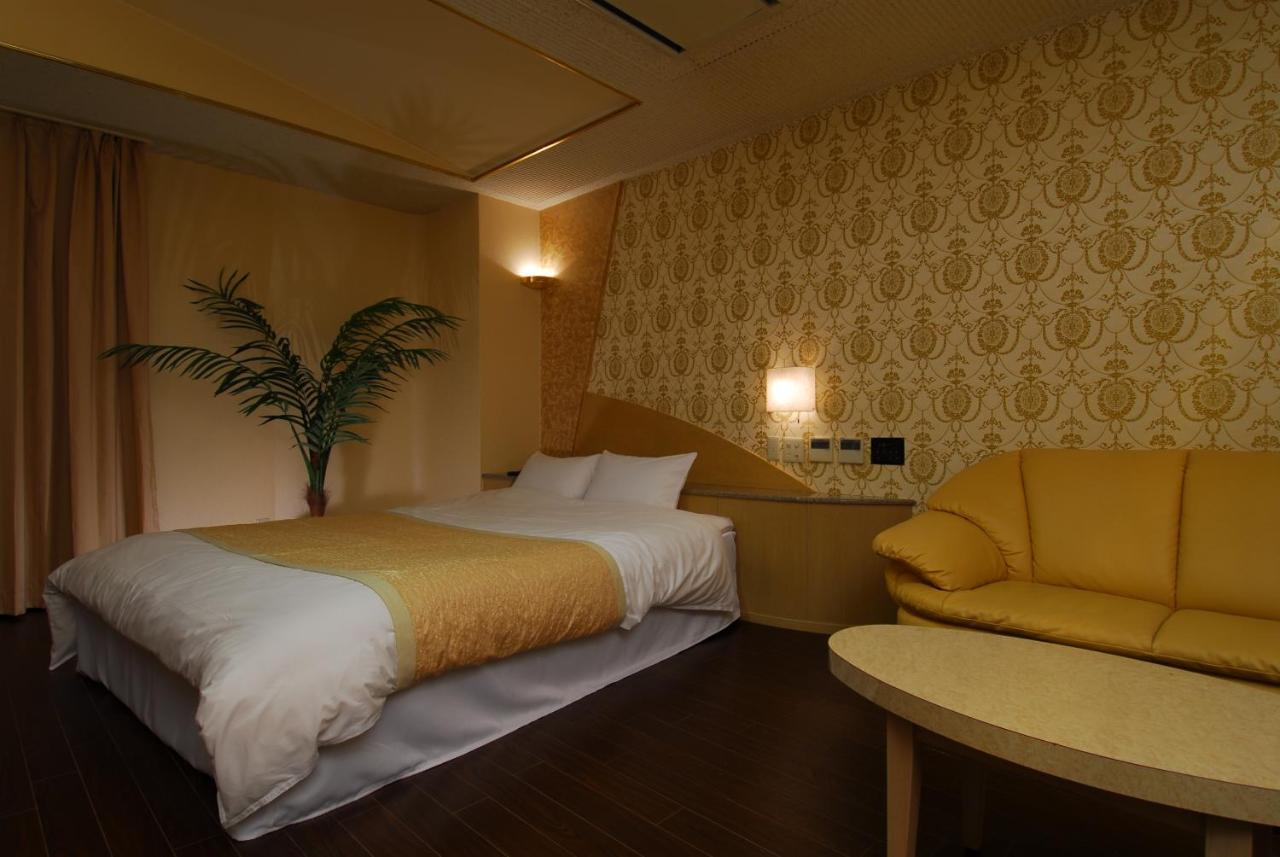 Bay Hill Club Higashi Kokura (Adults Only) Hotel Kitakyushu Esterno foto