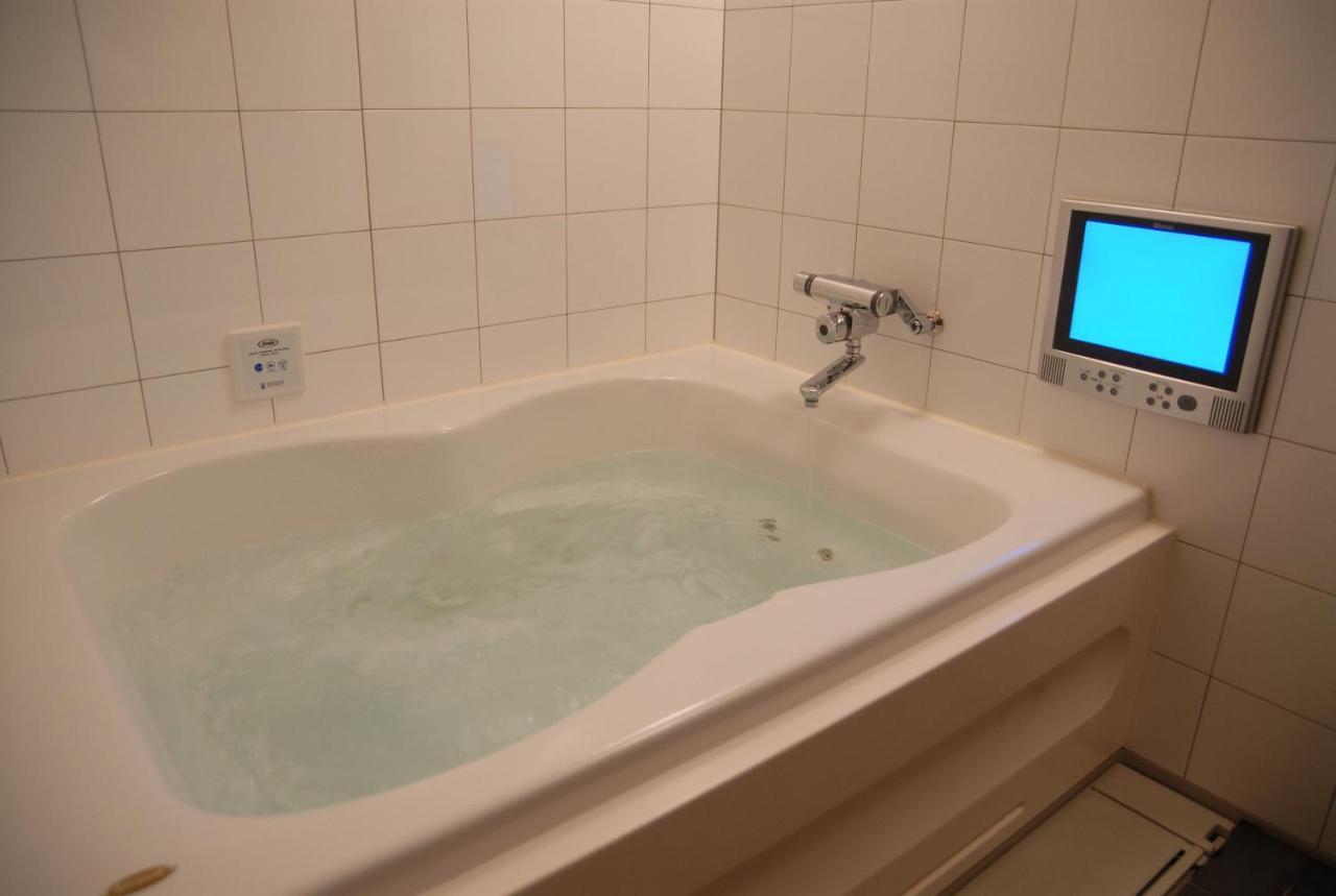 Bay Hill Club Higashi Kokura (Adults Only) Hotel Kitakyushu Esterno foto