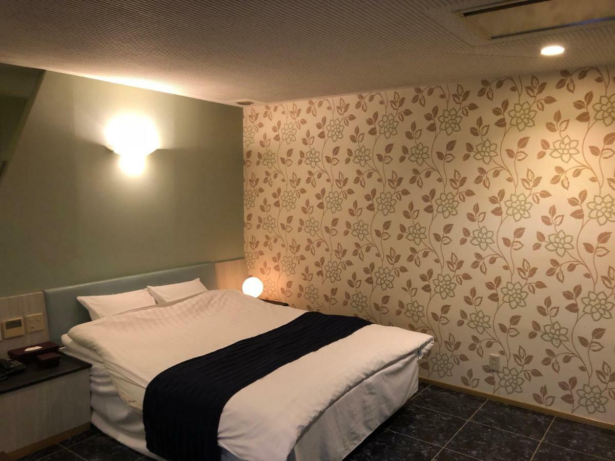 Bay Hill Club Higashi Kokura (Adults Only) Hotel Kitakyushu Esterno foto